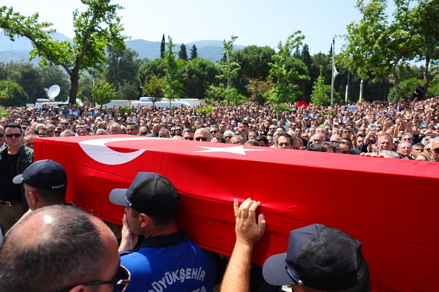 Başkan Köksal, Zeyrek’in Cenaze Törenine Katıldı