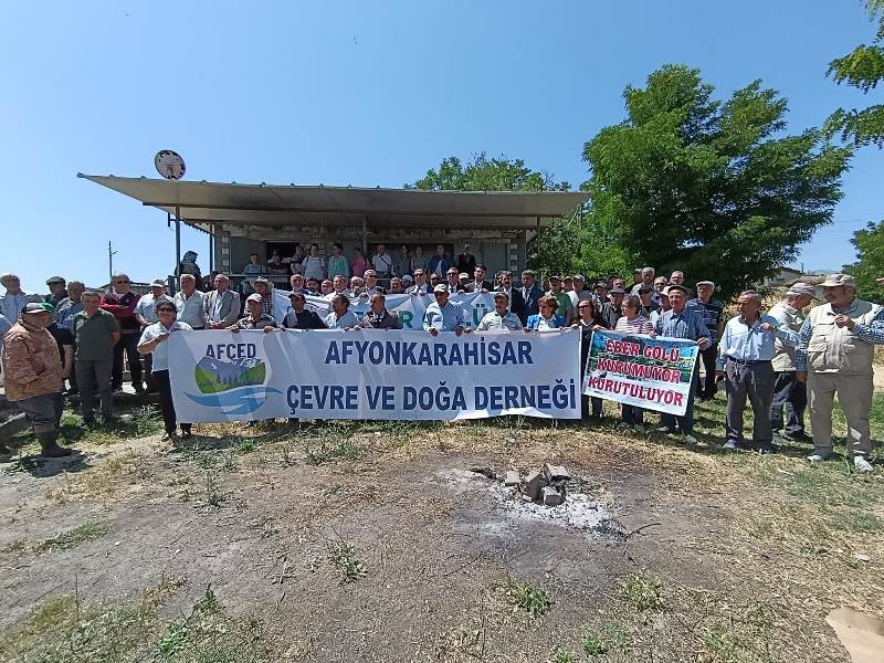 Eber Gölü Alarm Veriyor!