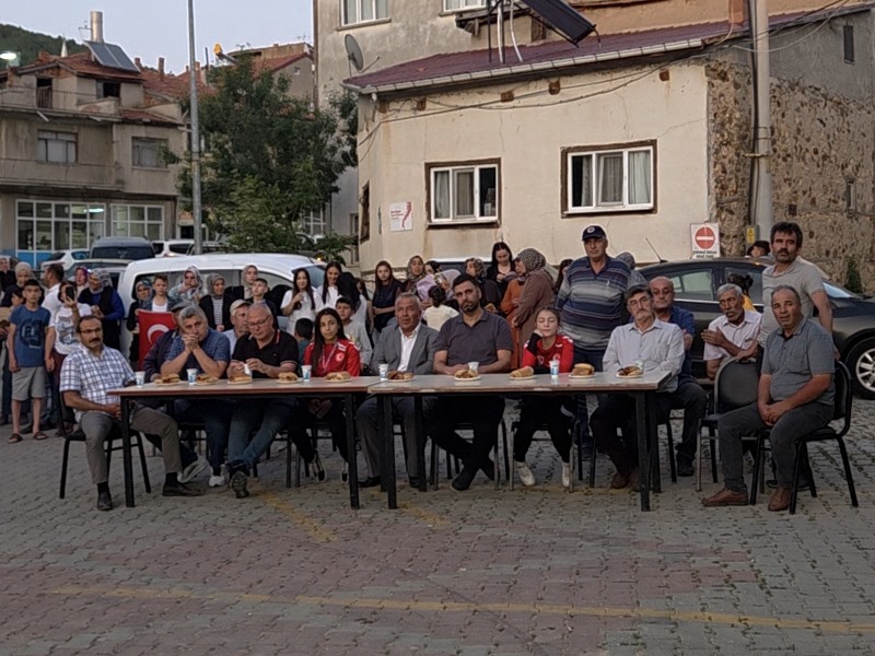 Minderin Sultanları Memleketlerinde Coşkuyla Karşılandı