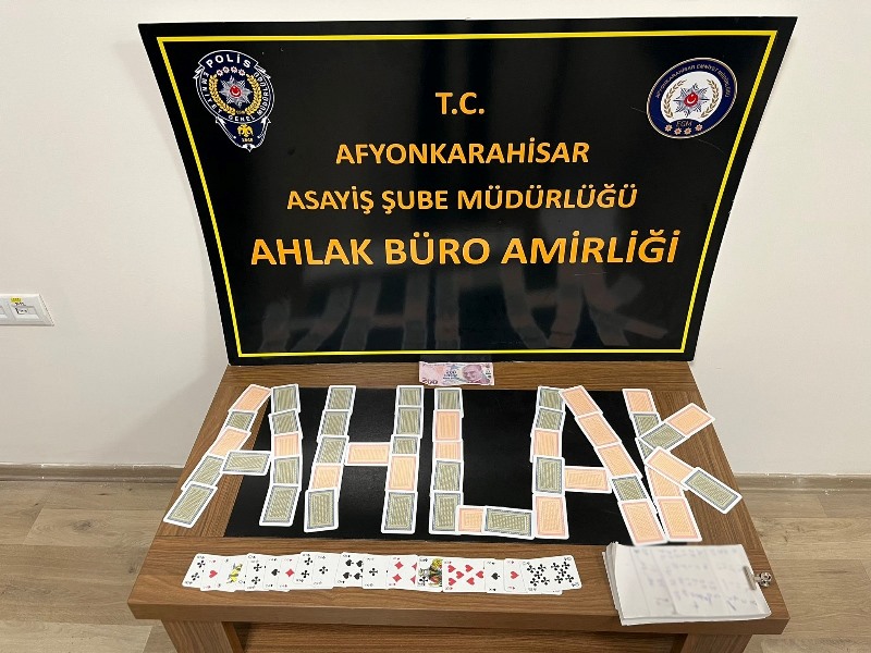 Afyonkarahisar'da 1 Haftada 21 Aranan Şahıs Yakalandı