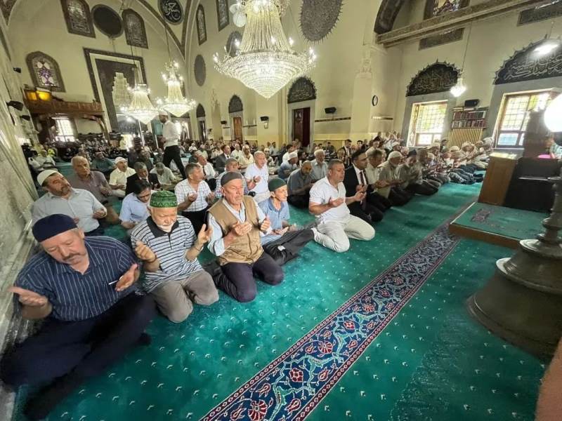 Afyonkarahisar’da Şehitler Ve Gaziler Dualarla Yâd Edildi