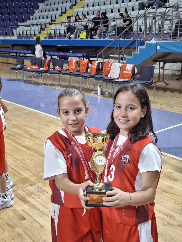 Gazi Basketbol Kız Takımı, U12 Liginde Namağlup Şampiyon Oldu