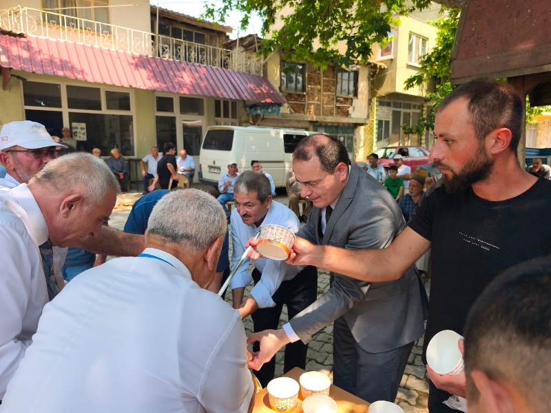 Kuruyan Eber Gölü İçin Yağmur Duası Yapıldı