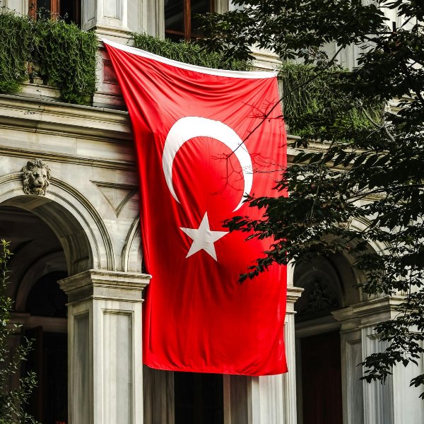 Türkiye Avrupa’nın En Uzun Çalışan Ülkesi Oldu