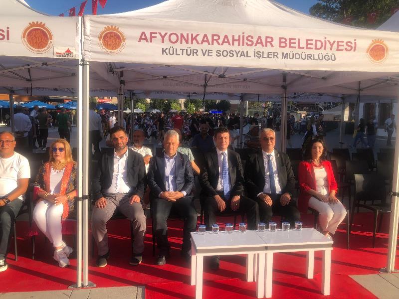 Afyonkarahisar Büyükler Türkiye Halk Oyunları Şampiyonasına Ev Sahipliği Yapıyor