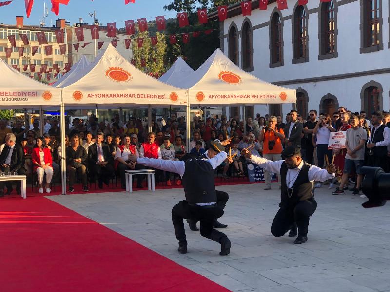Afyonkarahisar Büyükler Türkiye Halk Oyunları Şampiyonasına Ev Sahipliği Yapıyor