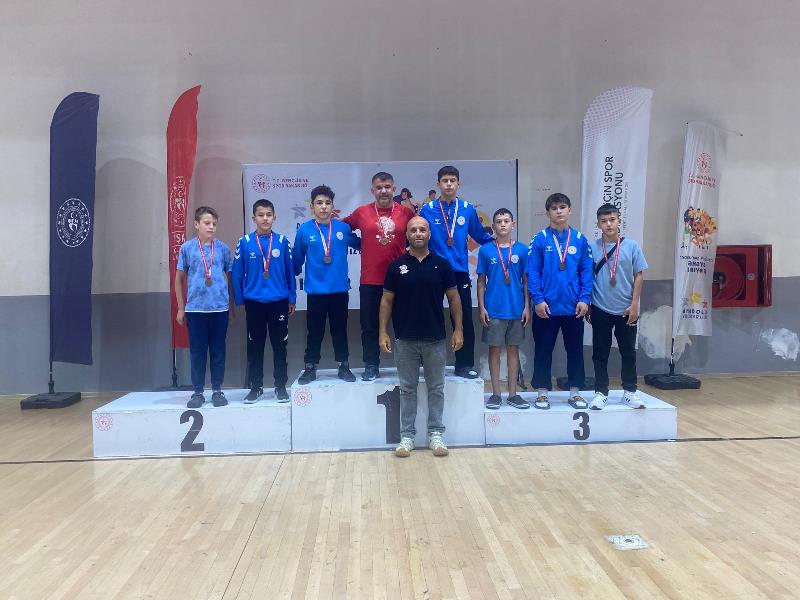 Afyonkarahisar’lı Sporculardan Yarı Finalde Önemli Başarı
