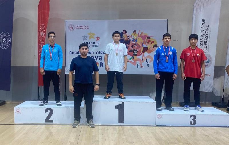 Afyonkarahisar’lı Sporculardan Yarı Finalde Önemli Başarı
