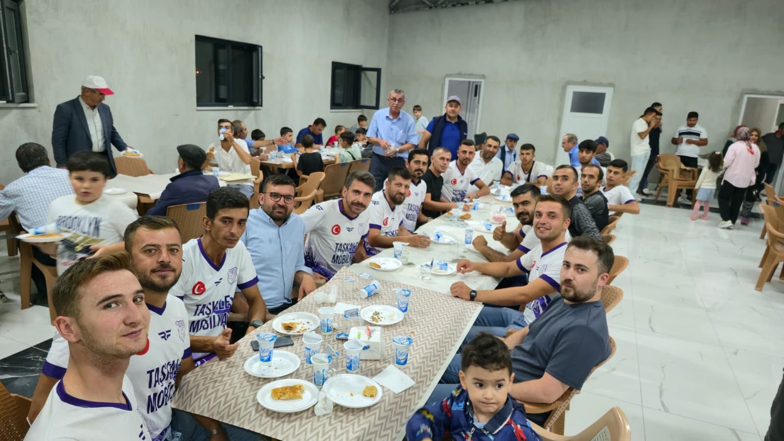 Kavaklı Spor, Zafer Kupası Şampiyonluğunu Coşkuyla Kutladı
