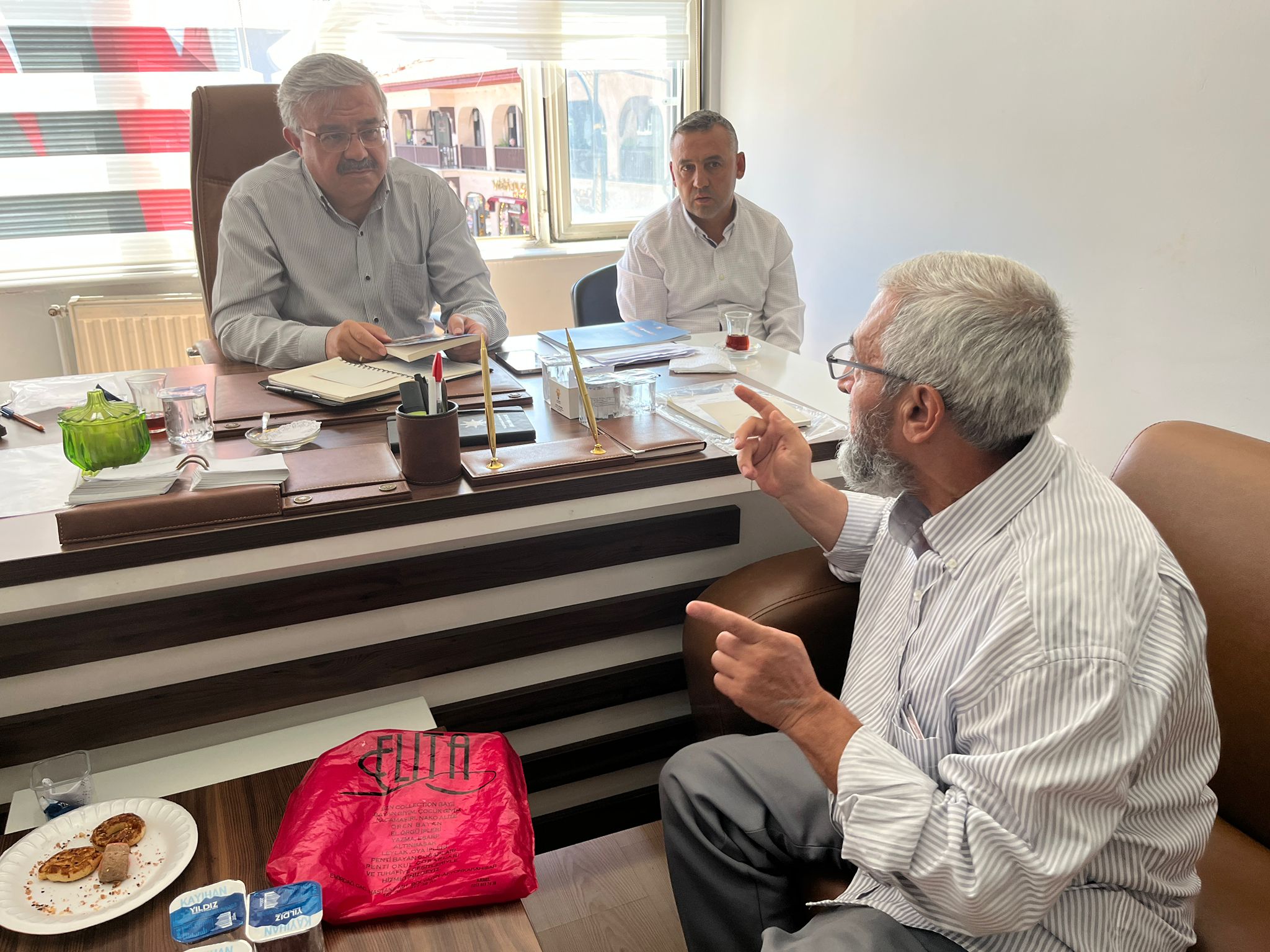 Yurdunuseven, Halk Günü Toplantılarını İlçelere Taşıdı