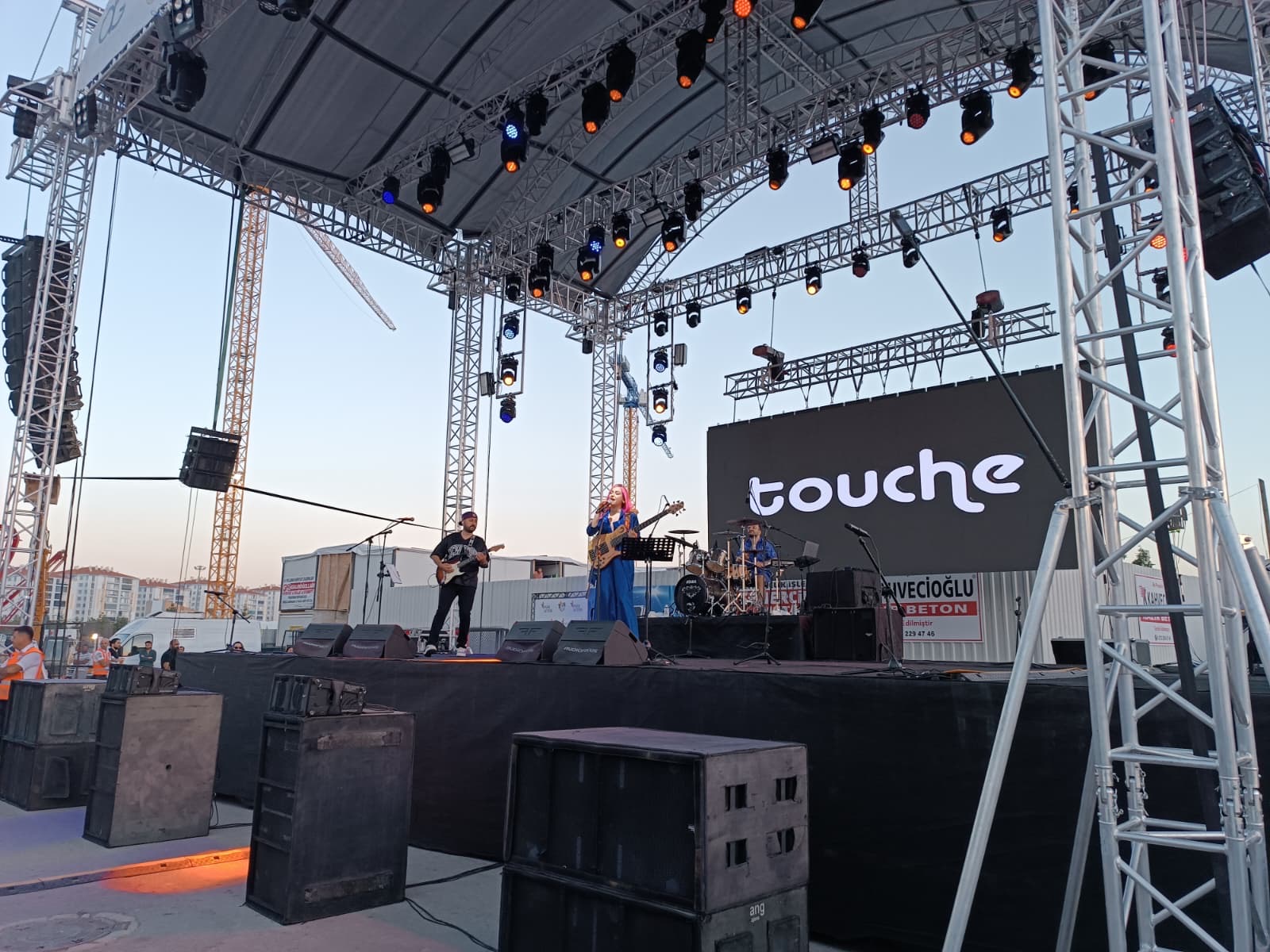 Touche, Park Afyon’un 10. Yıl Kutlamalarında Afyonkarahisarlılara Unutulmaz Bir Konser Verdi