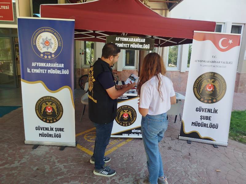 Emniyet’ten Üniversite Öğrencilerine Bilgilendirme Çalışması