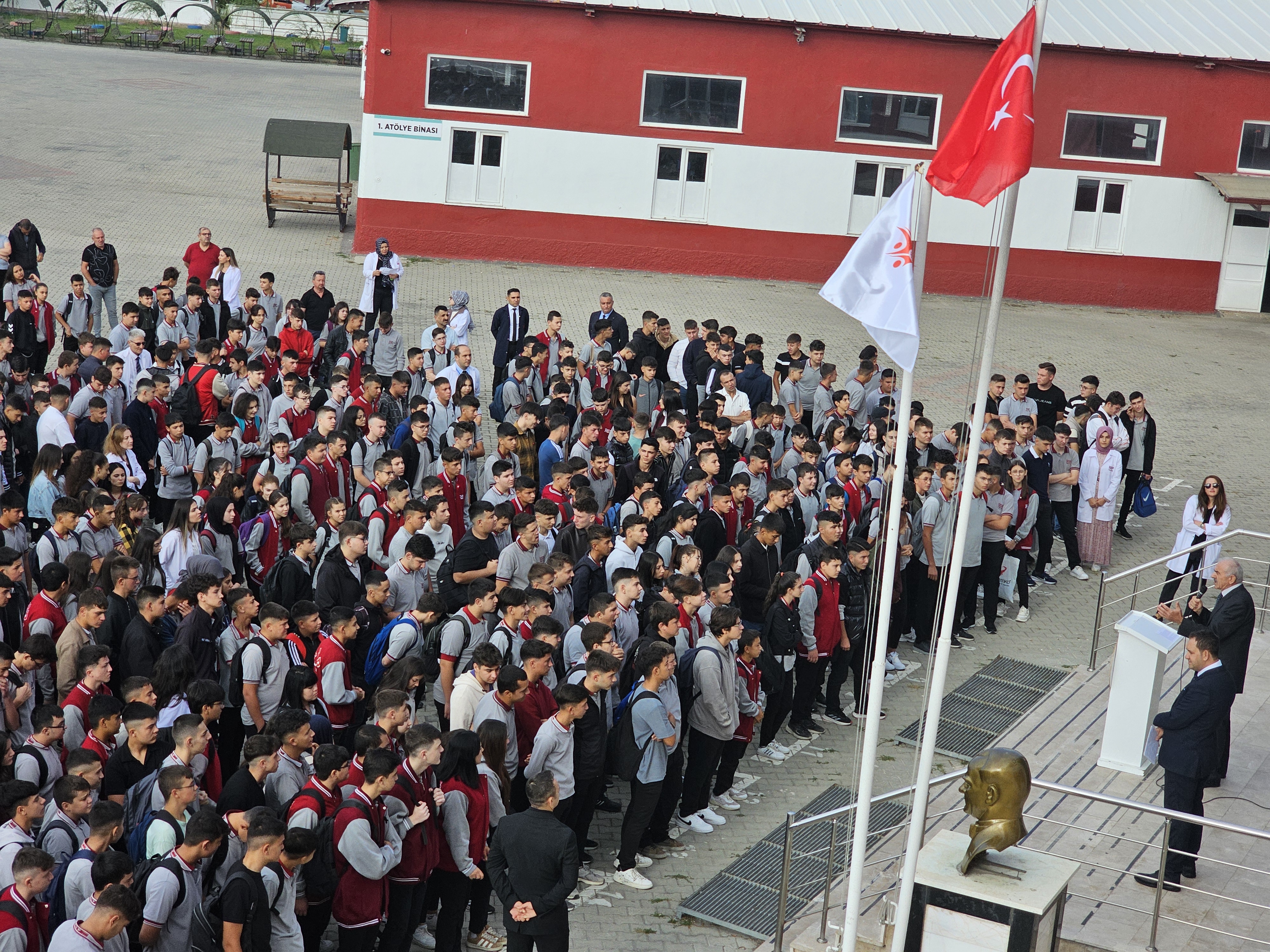 Özel AOSB Rahmiye Sare Palalı Teknik Koleji’nde Yeni Eğitim Yılı Başladı