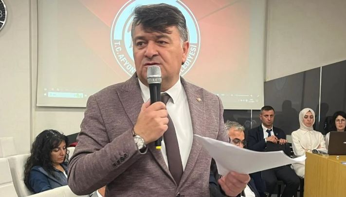 "Çalışırken İflas Eden Sektör Olduk"