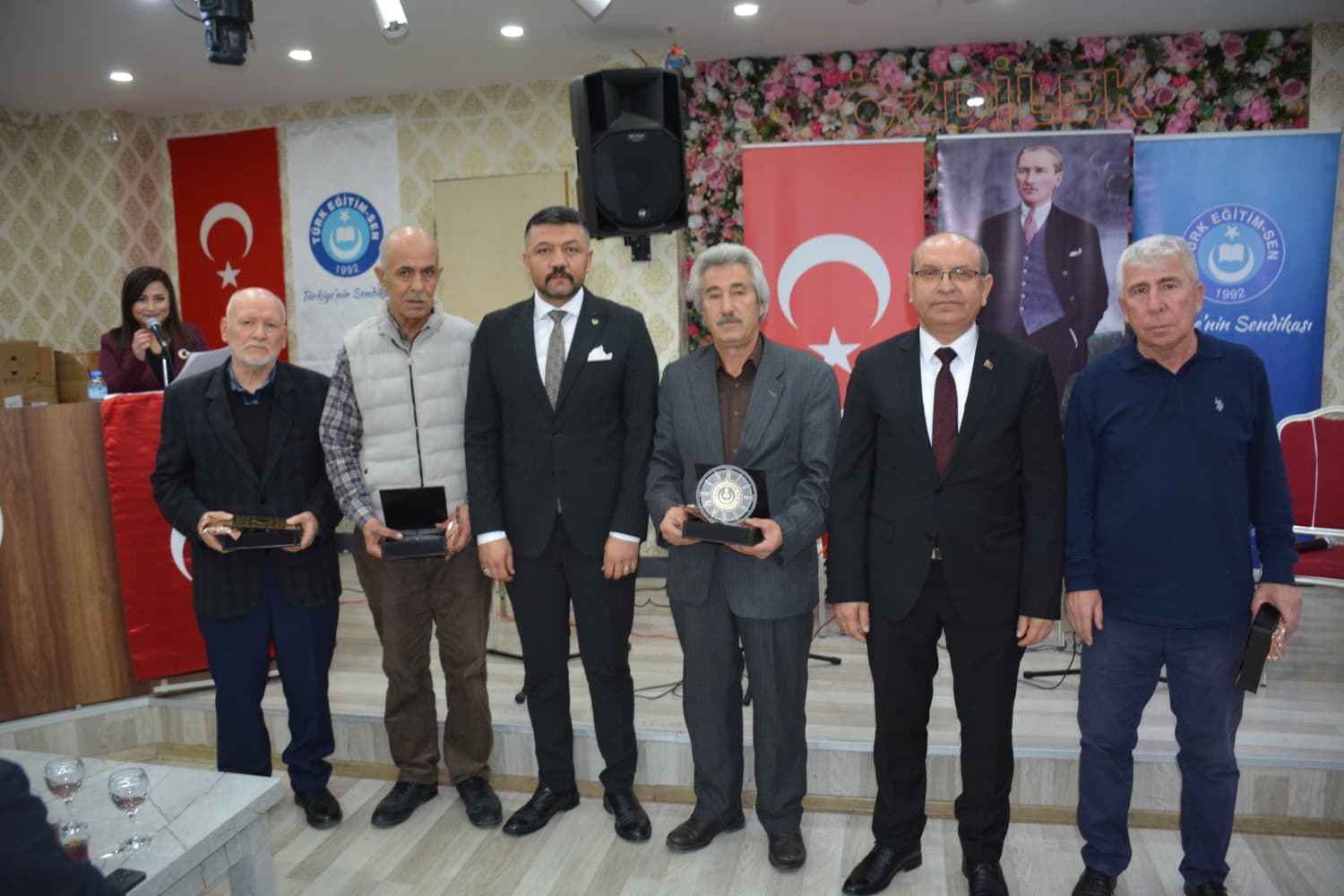 Eğitimin Çınarları Ahd-e Vefa’da Buluştu