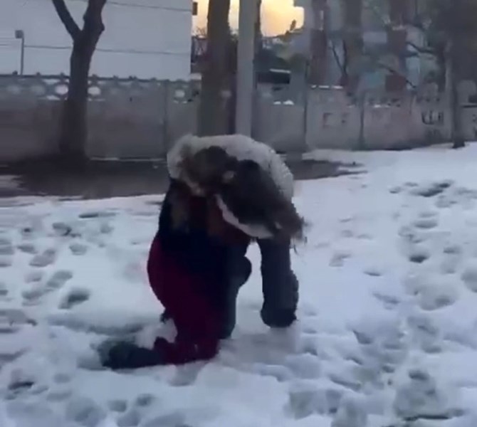 Zorla Para İstediler, Parka Götürüp Dövdüler!