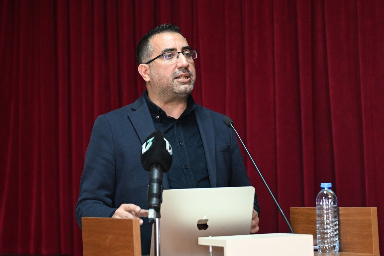 AKÜ’de Geleceğin Öğretmenlerine “Etkili İletişim ve Mülakat Teknikleri” Anlatıldı