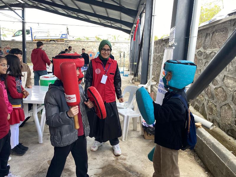 700 Öğrenci ve Vatandaş Festivalde Buluştu