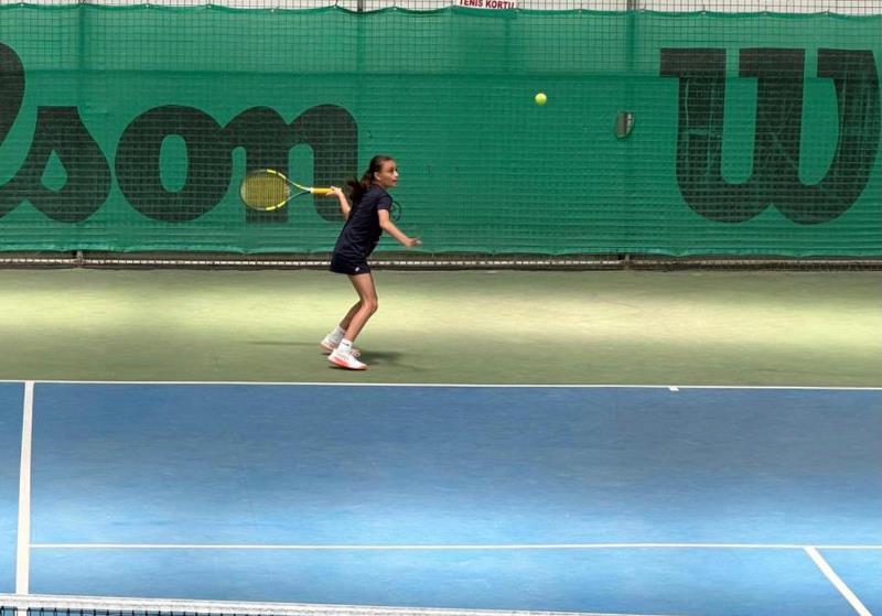 Afyonkarahisar’da 12 Yaş Hafta Sonu Tenis Turnuvası Tamamlandı