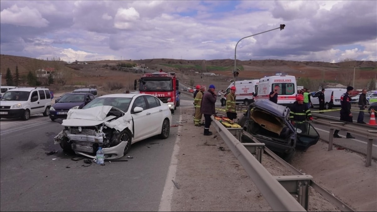 Bayram Tatilinin Acı Trafik Bilançosu Açıklandı: 70 Vatandaş Hayatını Kaybetti