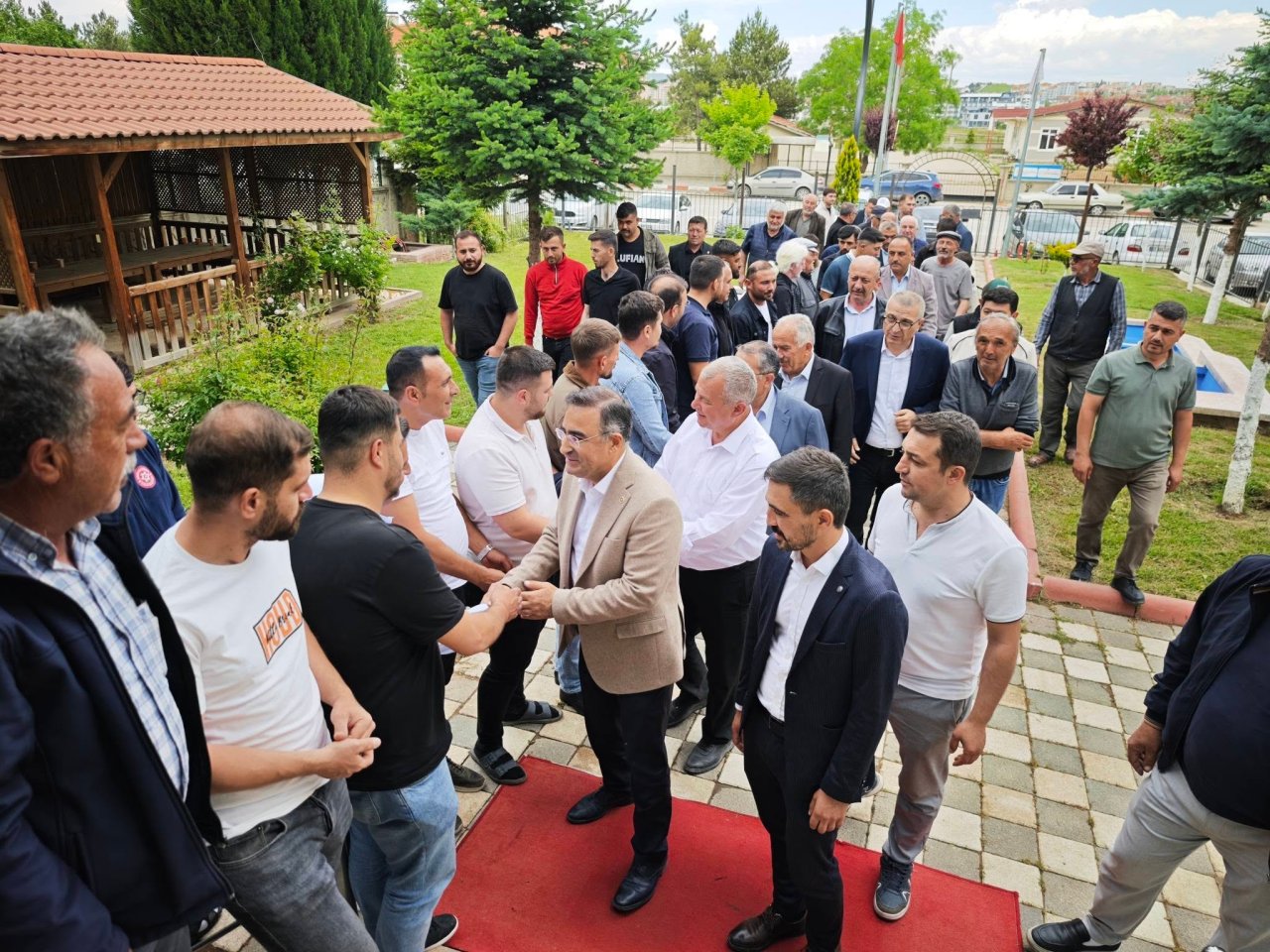 Milletvekili Arslan Gazlıgöl’de İncelemelerde Bulundu