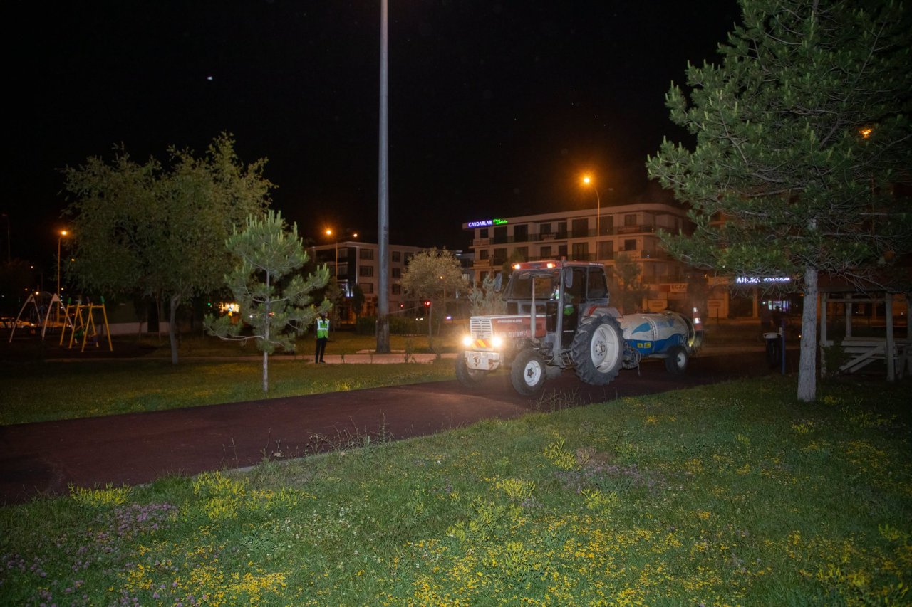 Belediye'nin Temizlik Taaruzu Sürüyor