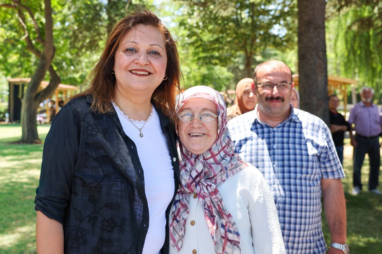 Başkan Köksal, Balçıkhisarlılar Derneği'nin Piknik Etkinliğinde Vatandaşlarla Buluştu