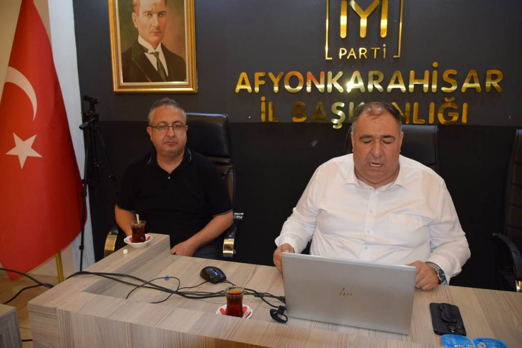 “Afyon’dan Ankara’ya Türk Bayraklarıyla Akacağız”