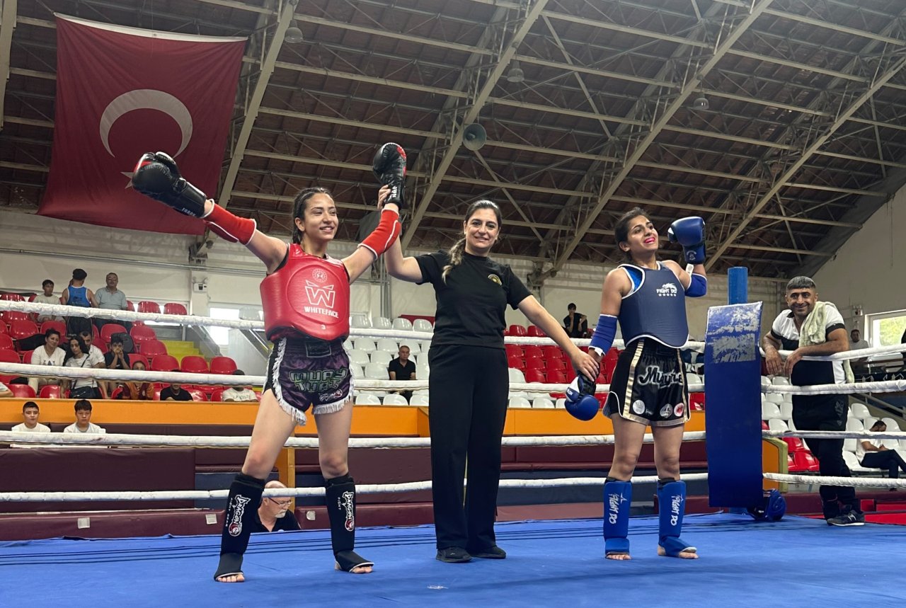 Afyonkarahisar Muaythai Takımından Büyük Başarı: Türkiye'nin En İyileri Arasında Yer Aldı