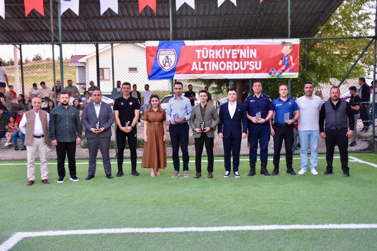 Afyonkarahisar’da 2026 Yaz Futbol Turnuvası ve Altınordu Futbol Okulu Açıldı