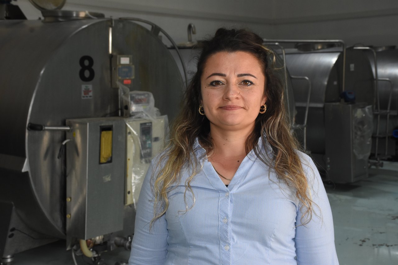 Afyonkarahisar’da 3 Kız Kardeş Babalarının Kurduğu Süt Tesisiyle İhracat Hedefliyor