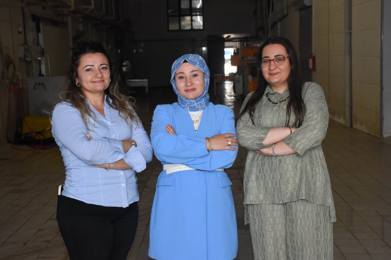 Afyonkarahisar’da 3 Kız Kardeş Babalarının Kurduğu Süt Tesisiyle İhracat Hedefliyor