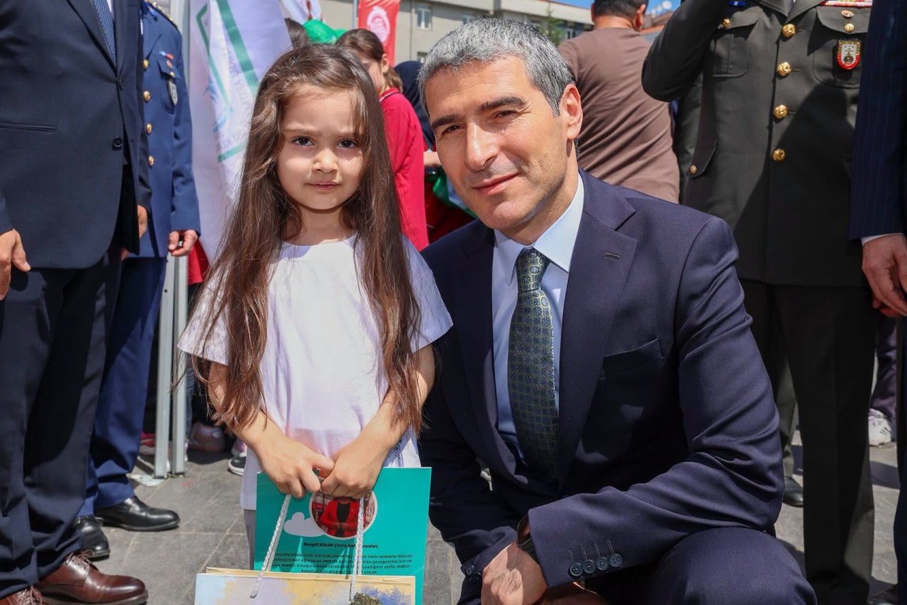 Afyonkarahisar’da Dünya Çevre Günü ve Çevre Haftası Programı Düzenlendi