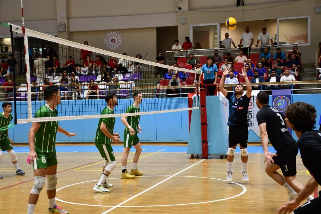 Afyonkarahisar’da İşitme Engelliler Voleybol Türkiye Şampiyonası Tamamlandı
