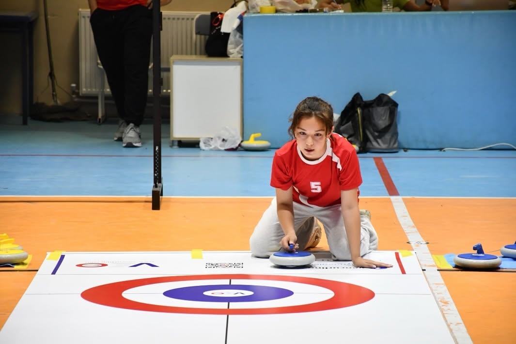Afyonkarahisar’da Yıl Sonu Floor Curling Heyecanı Tamamlandı