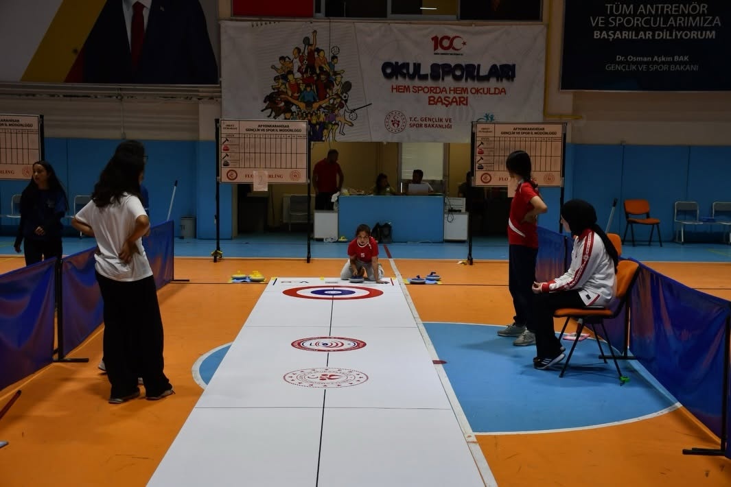 Afyonkarahisar’da Yıl Sonu Floor Curling Heyecanı Tamamlandı