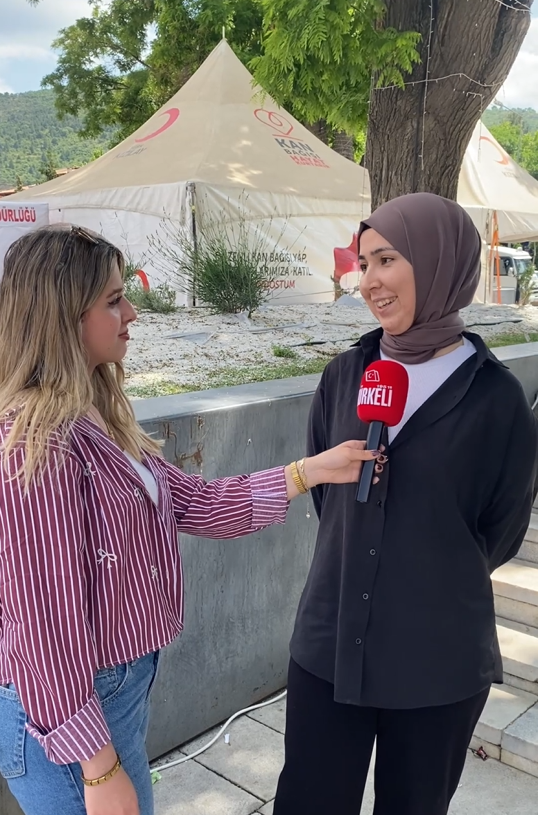Afyonkarahisarlı Öğrencilere Yaz Tatili Soruldu: Plan Yapan da Var, Sınava Hazırlanan da