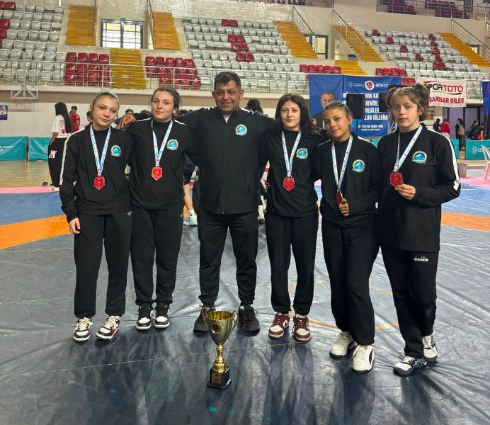 Afyonlu Pehlivanlar Sivas’ta Tarih Yazdı!