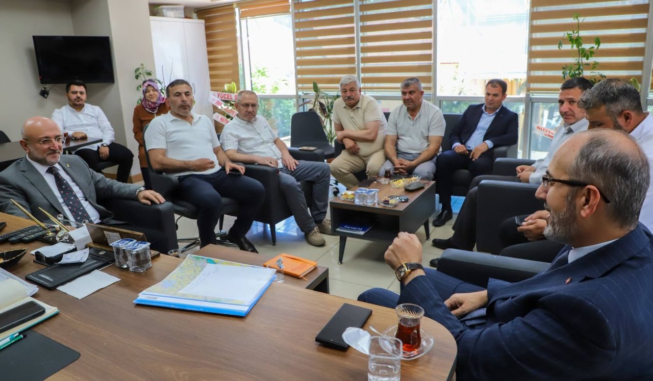 AK Parti’de Belde Belediye Başkanları Toplantısı Gerçekleştirildi
