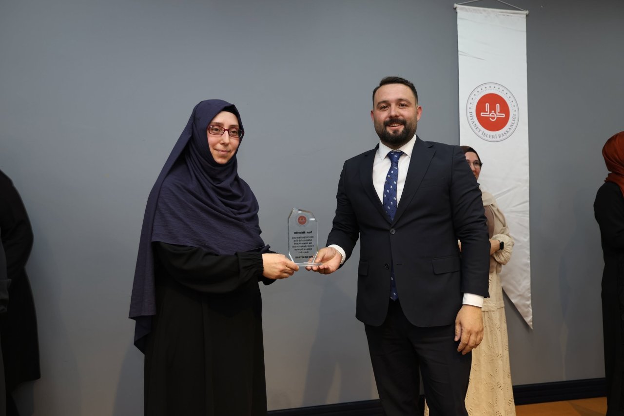 Dinar’da 4-6 Yaş Kur’an Kursları İçin Kapanış Programı Düzenlendi