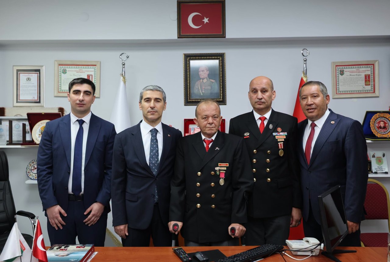 Dinar’da Vali Aktaş’tan Şehit Yakınları Ve Gazilere Ziyaret