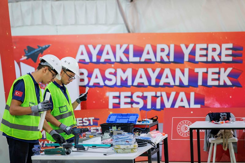 Geleceğin Teknoloji Yıldızları Aranıyor: Teknofest İçin Büyük Fırsat!