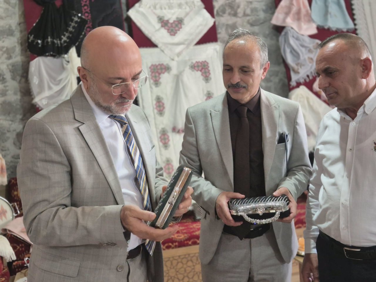 İl Başkanı Av. Turgay Şahin Ataköy’de Vatandaşlarla Buluştu