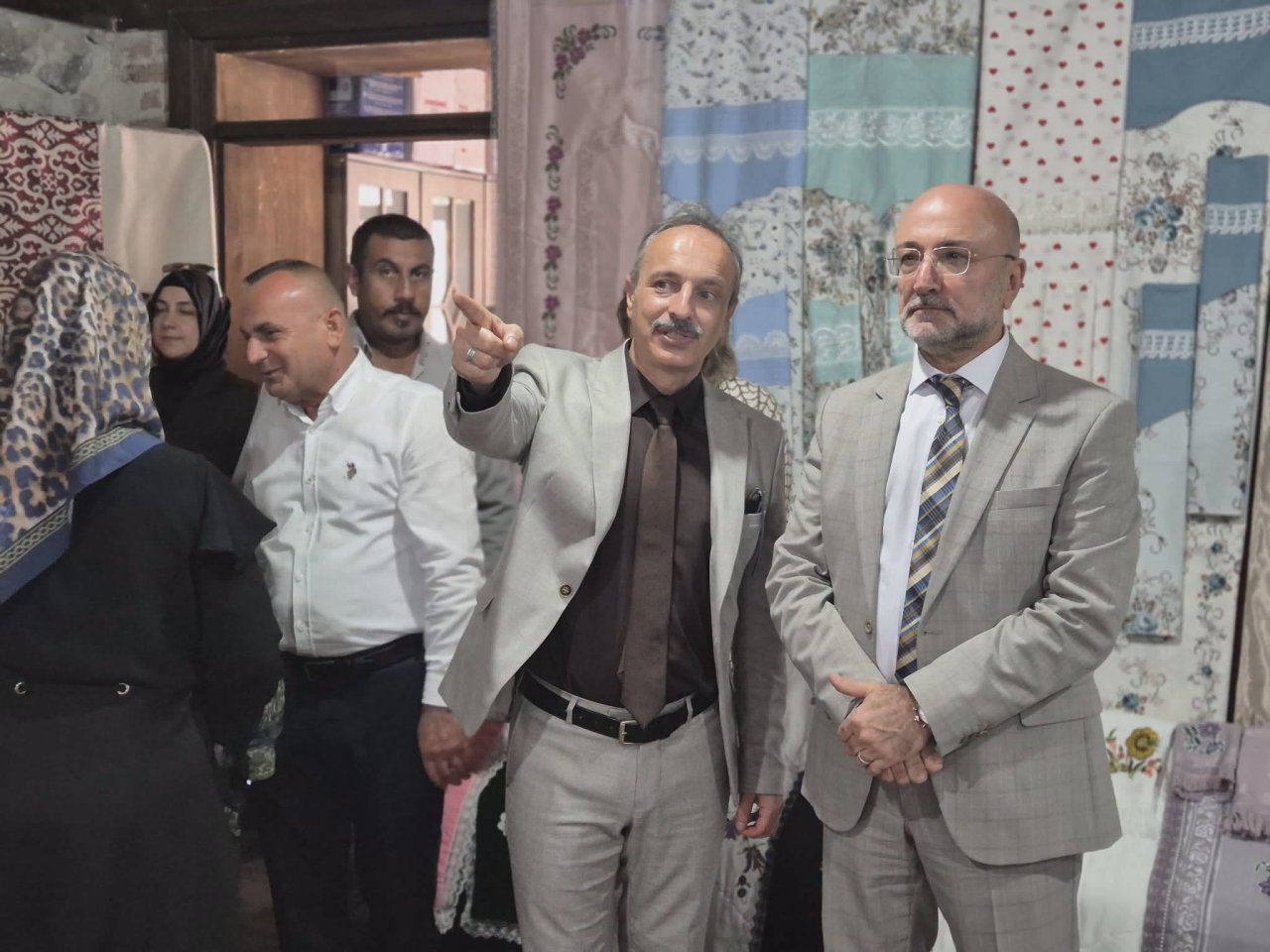 İl Başkanı Av. Turgay Şahin Ataköy’de Vatandaşlarla Buluştu