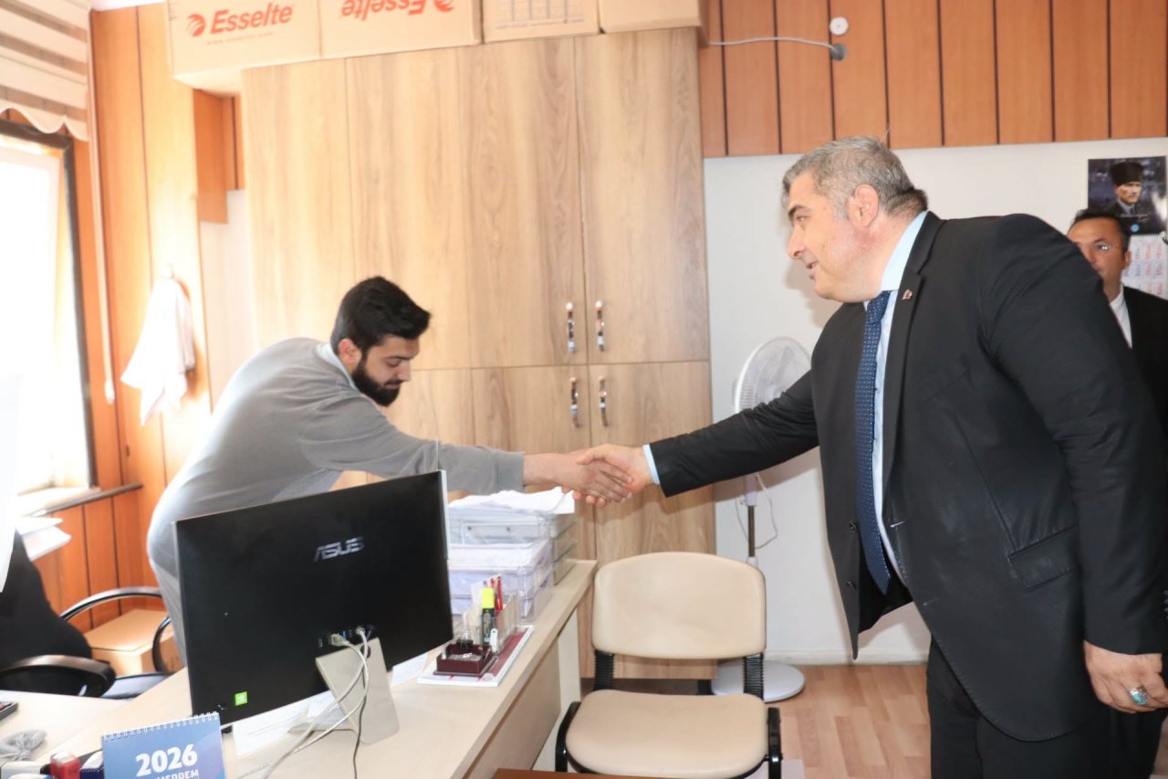 İl Milli Eğitim Müdürü Miraç Sünnetci’den Dinar İlçe Milli Eğitim Müdürlüğü’ne ziyaret