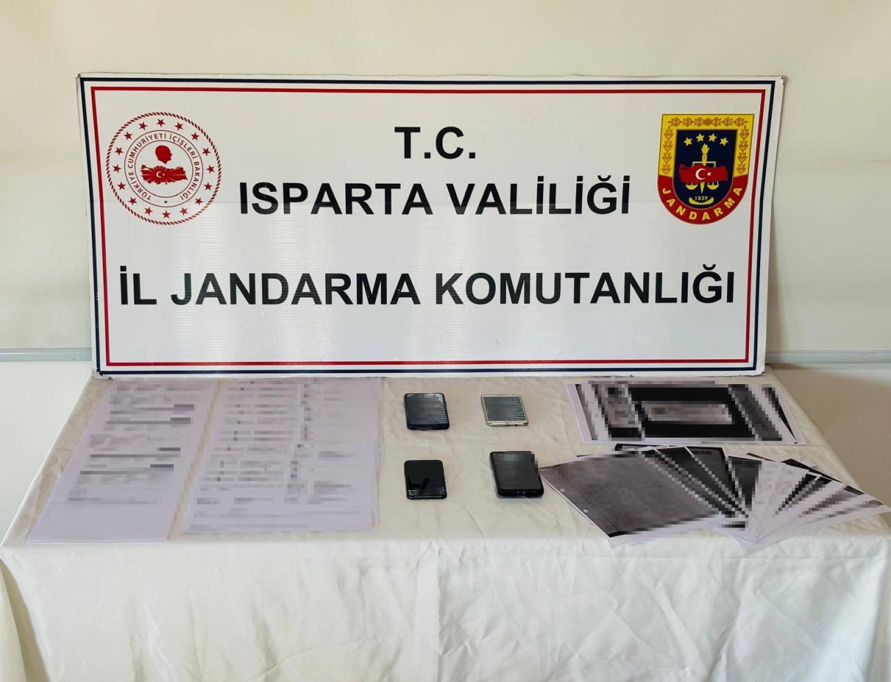 Isparta Merkezli Dolandırıcılık Operasyonu: Afyonkarahisar da Soruşturmada Yer Aldı