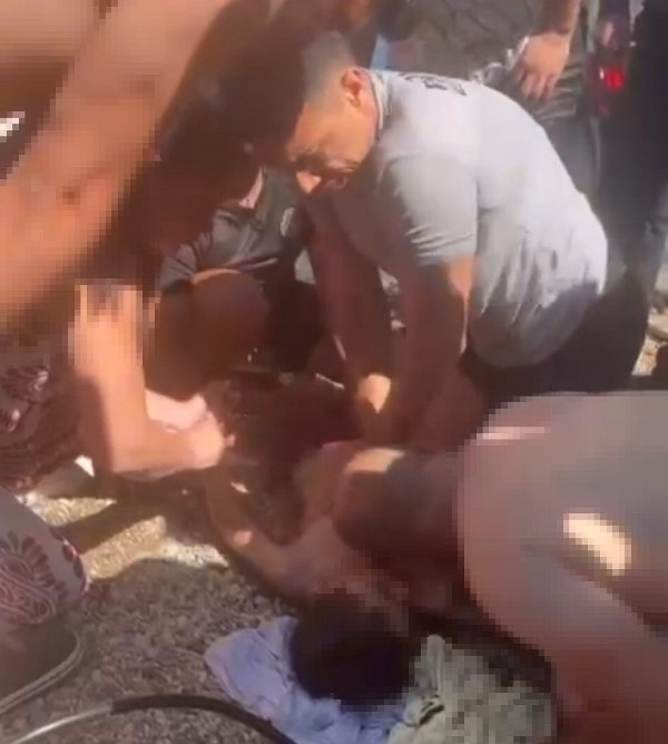 Kalbi Duran Çocuk, Dalgıç Polisin Çabası İle Hayata Tutundu!
