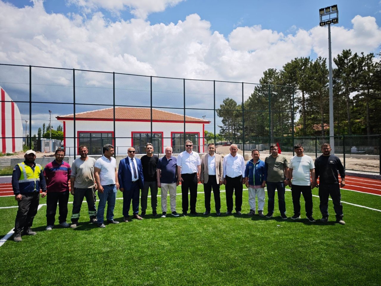 Milletvekili Arslan Döğer Beldesi’nde Yatırımları İnceledi: Spor Kompleksi Açılışa Hazırlanıyor