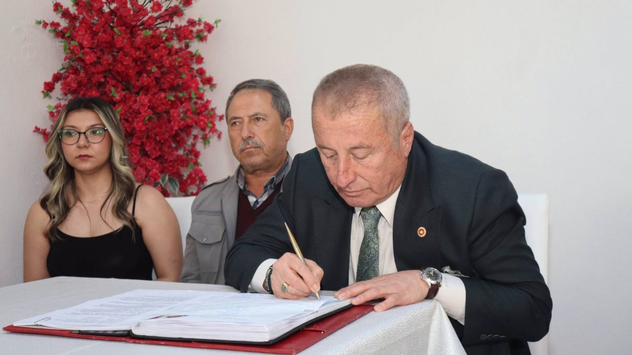 Milletvekili Olgun, Emre Serin ve Pınar Aysal’ın Nikâh Sevincine Ortak Oldu