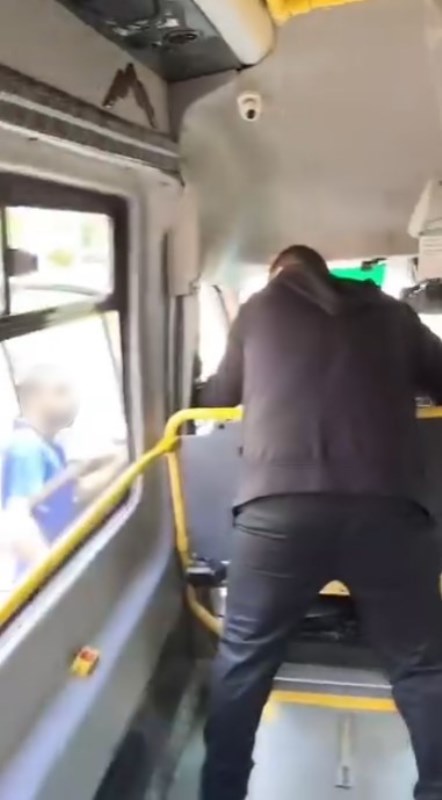 Minibüste 5 TL Tartışması Çıktı!